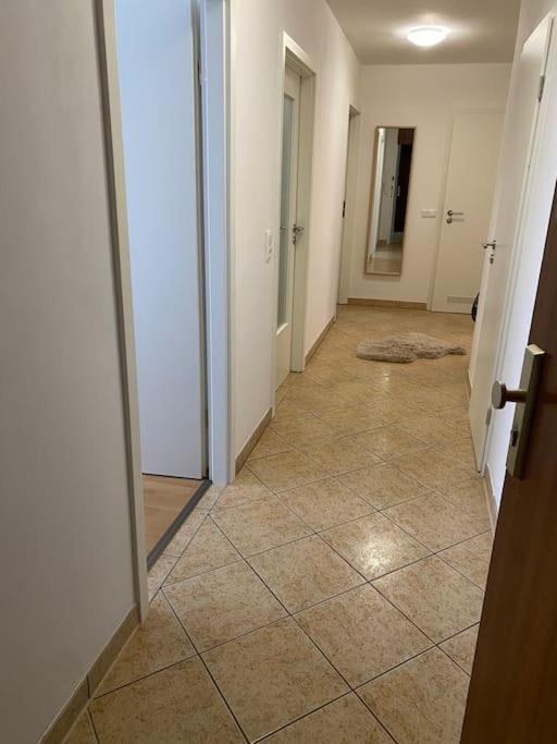 Augsburger Wohnung In Klinikum-Naehe Exterior foto